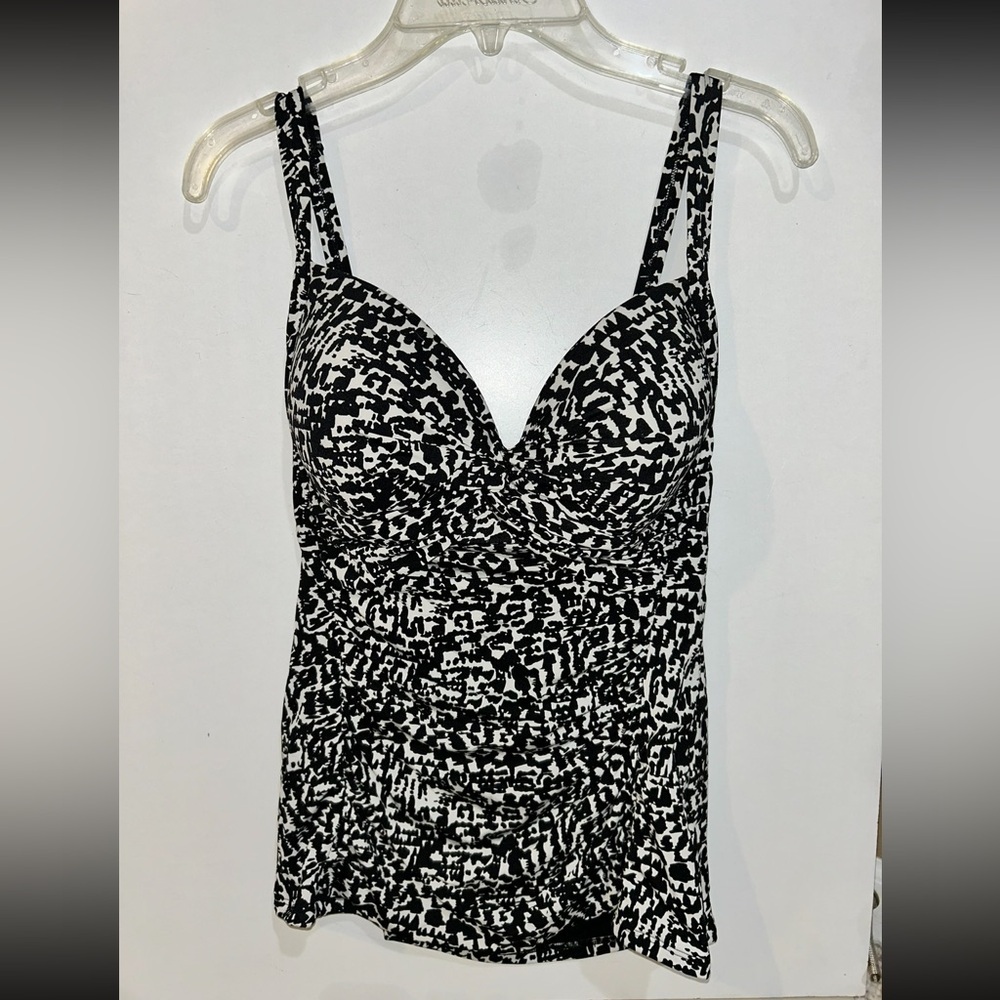 NWT Marks & Spencer plunge tankini top size 10